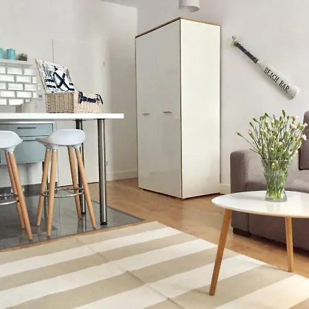 Apartamenty Blisko Plazy Podczele Kolobrzeg Exterior photo